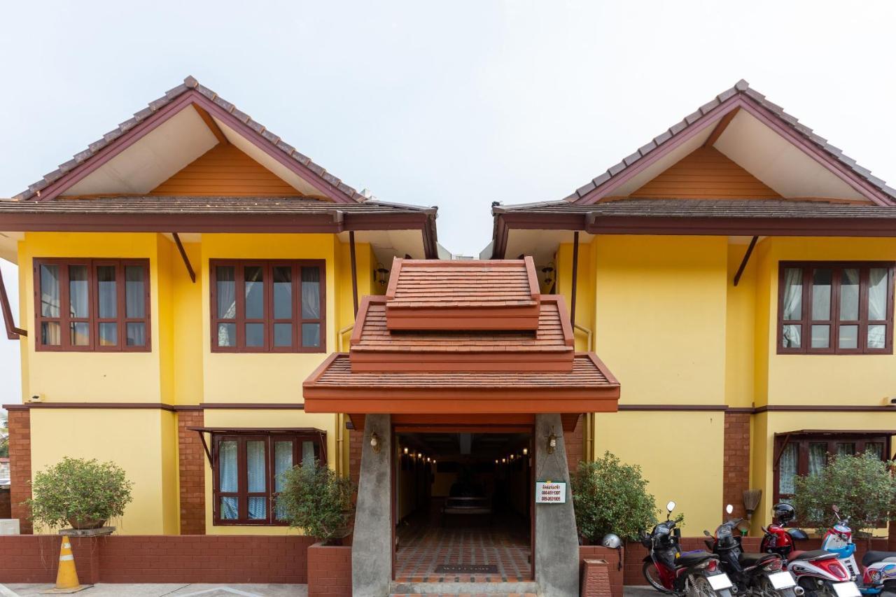 Yellow Tique Hotel ลำปาง ภายนอก รูปภาพ