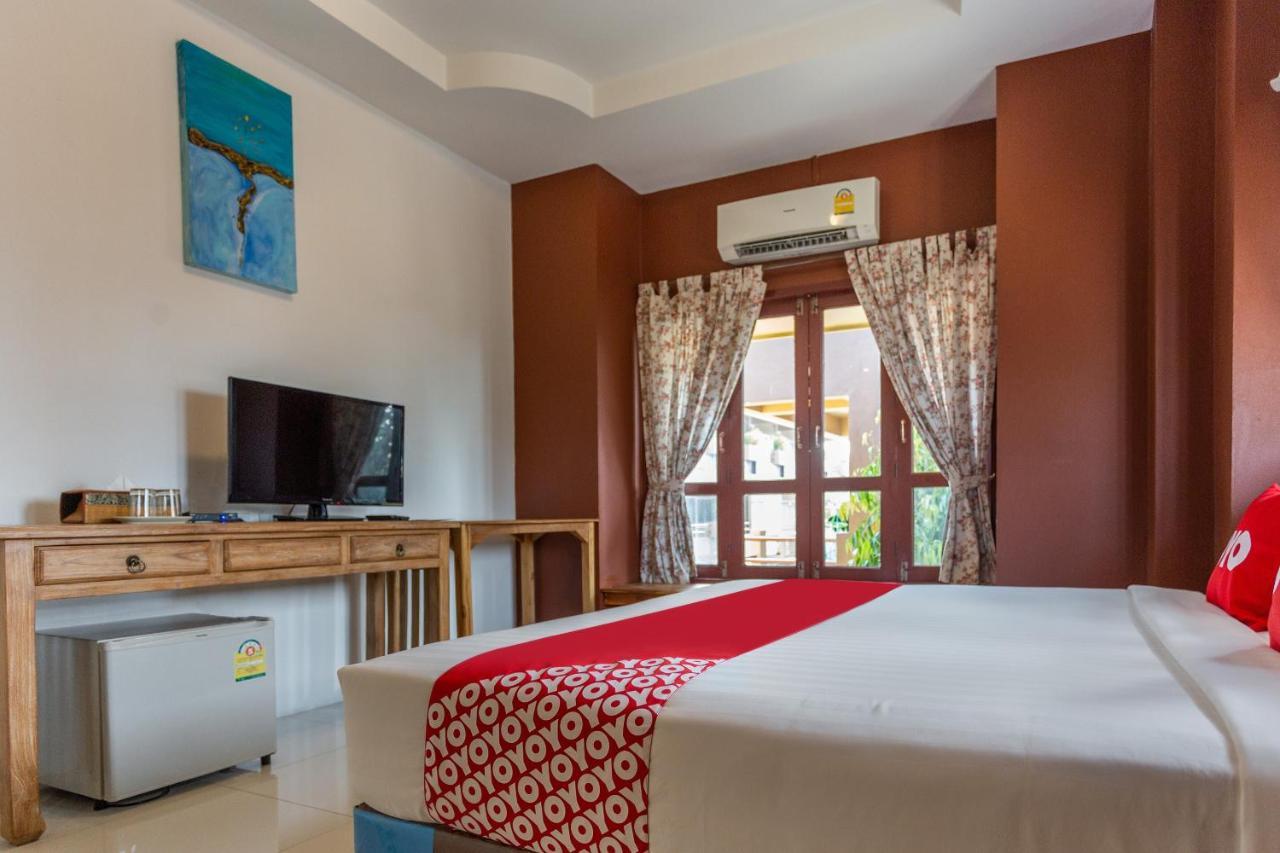 Yellow Tique Hotel ลำปาง ภายนอก รูปภาพ