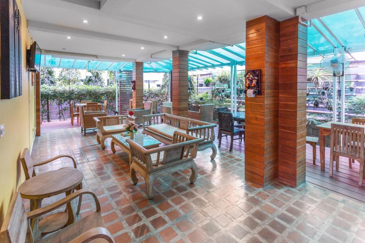 Yellow Tique Hotel ลำปาง ภายนอก รูปภาพ