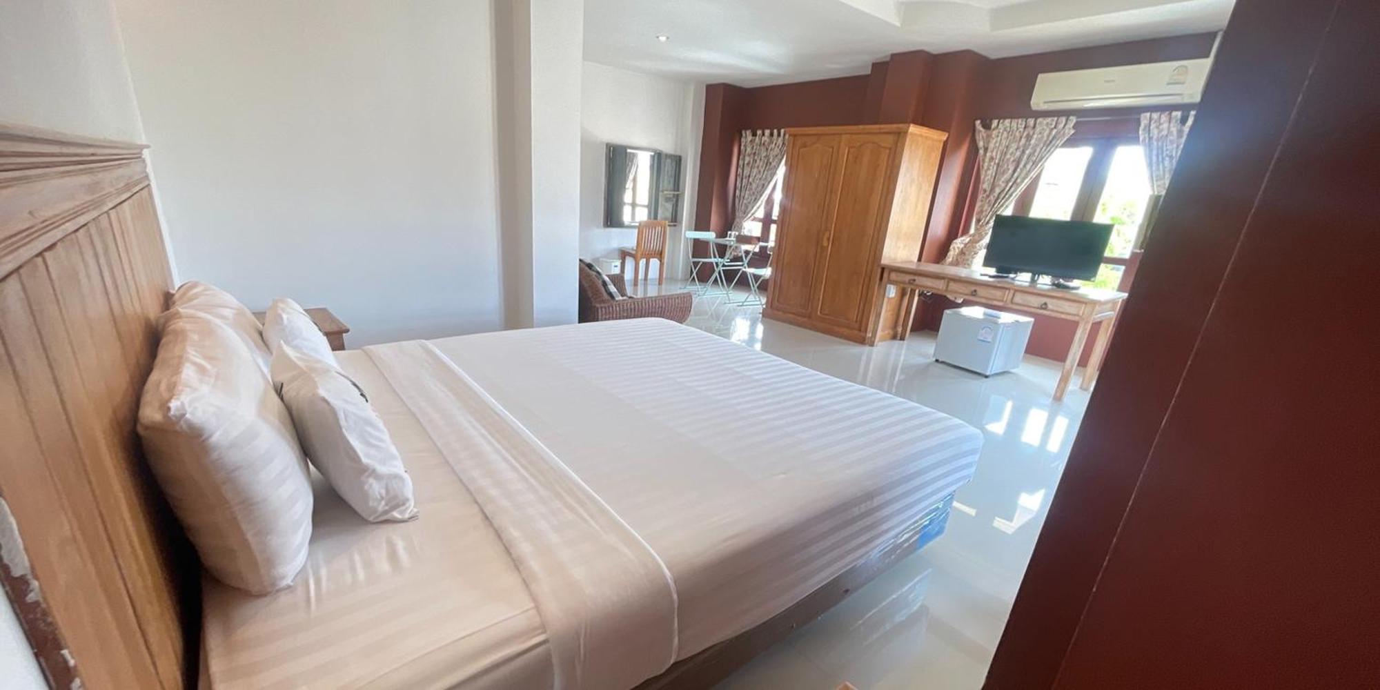 Yellow Tique Hotel ลำปาง ภายนอก รูปภาพ