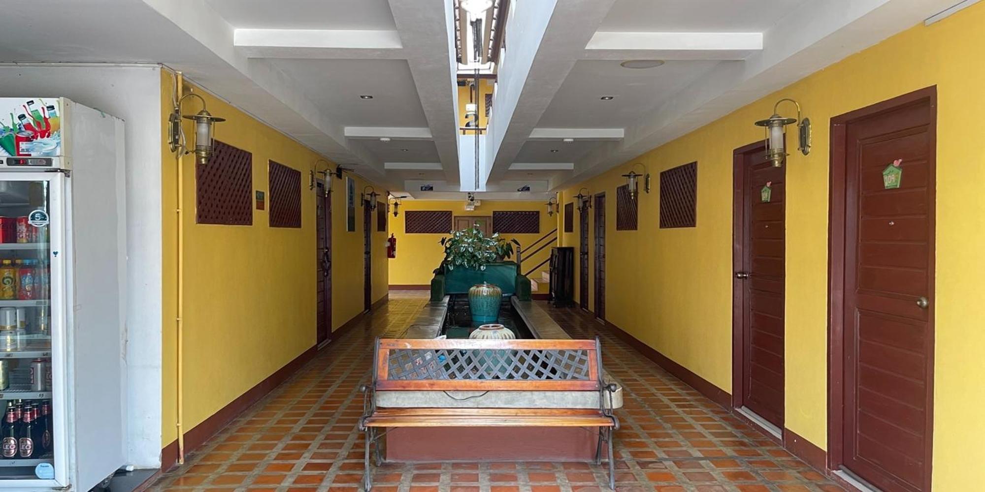 Yellow Tique Hotel ลำปาง ภายนอก รูปภาพ