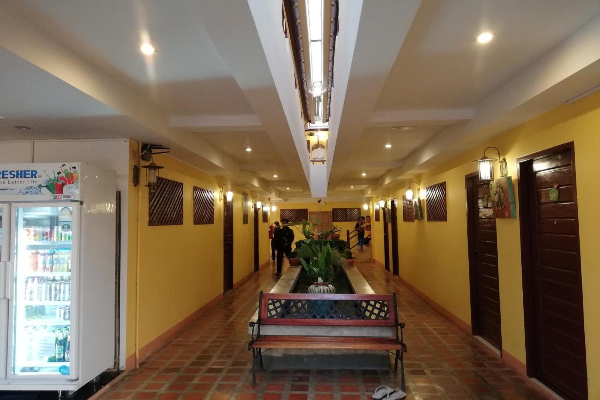 Yellow Tique Hotel ลำปาง ภายนอก รูปภาพ