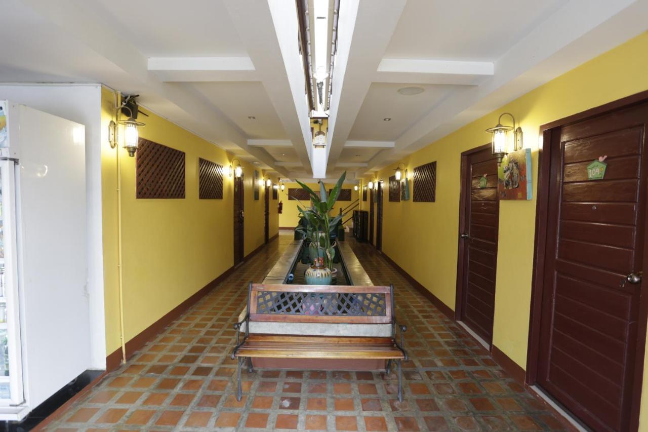 Yellow Tique Hotel ลำปาง ภายนอก รูปภาพ